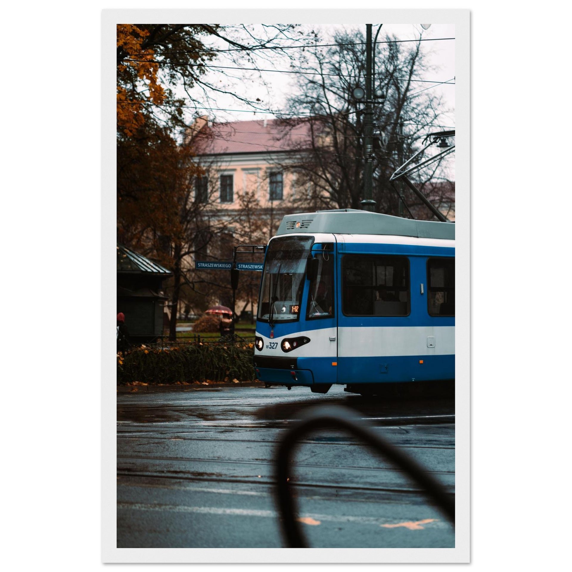 2fe9d1d5-9c3e-410f-a0ba-aeb99b201b68