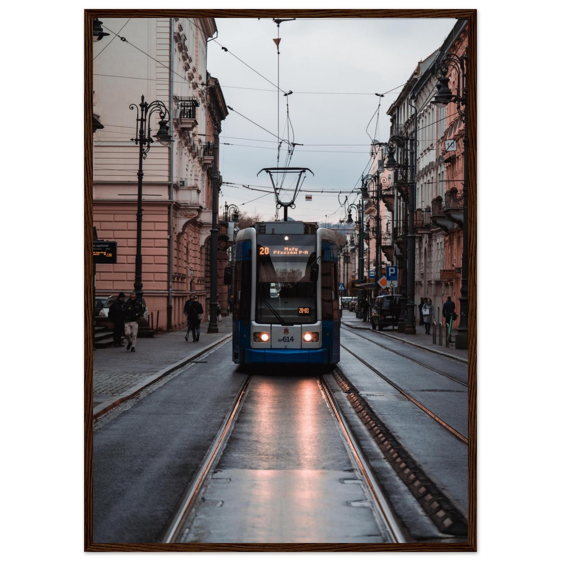 5a5dc613-fe59-451f-8ced-43b0cc0d9d95